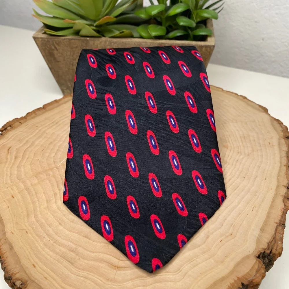 A Taghi Mens Silk Tie Geometric Oval Pattern Black Red Blue Hand‎ Made in Italy